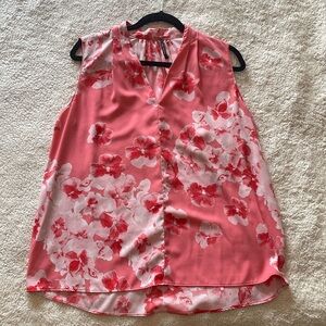 Tahari Tank - Floral design- Size L